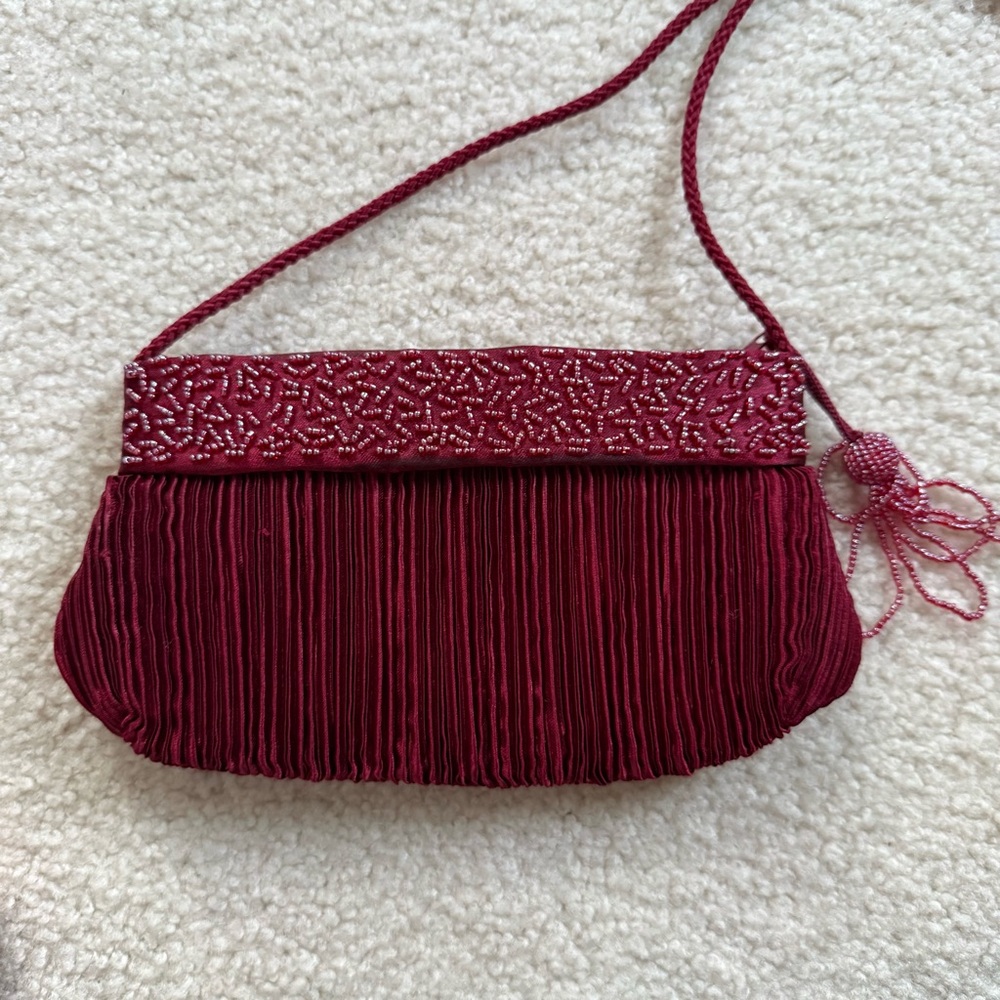 SOLD Red beaded evening bag - Picture 6 of 8